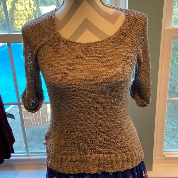 BCBGeneration short sleeve loosely woven sweater NWT - Picture 5 of 5